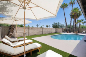 3BD 2BA Cool and Relaxing Home w Pool!
